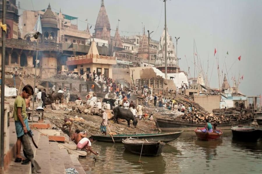 varanasi feuerbestattung.jpg