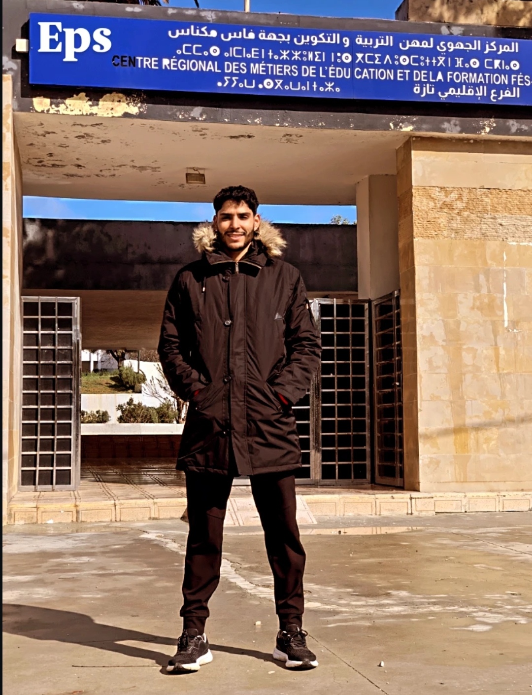 صورة None