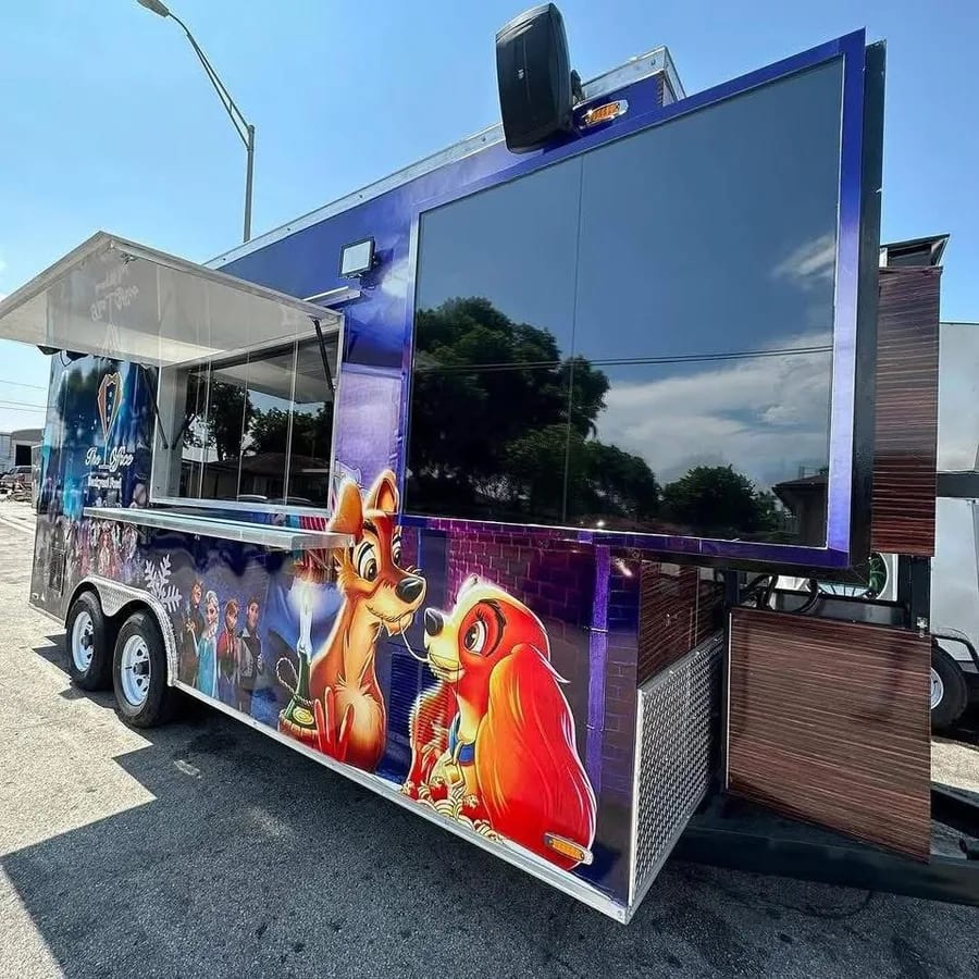 Food trailer 