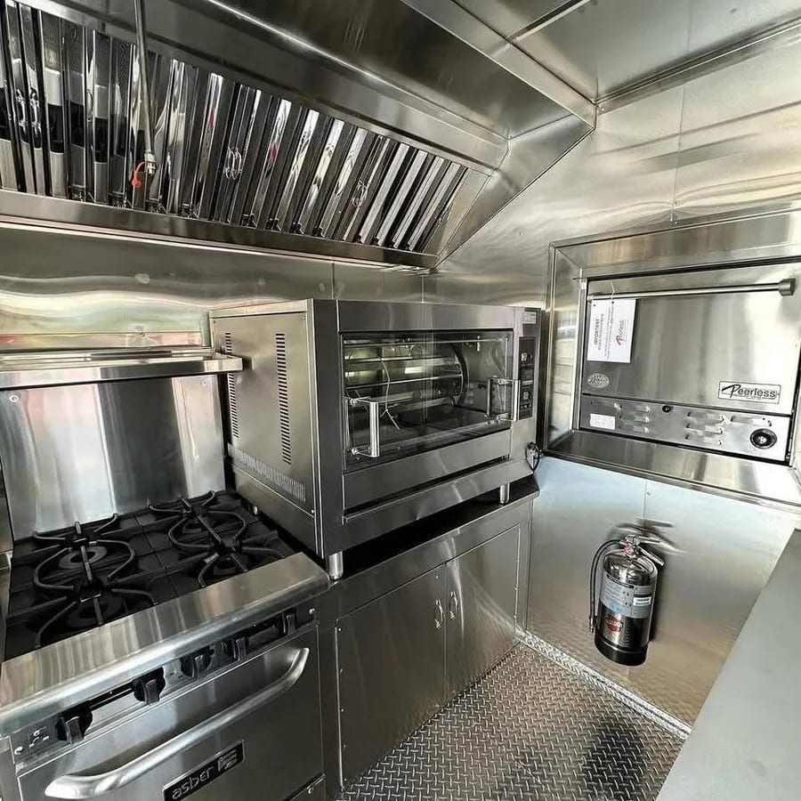 Food trailer 