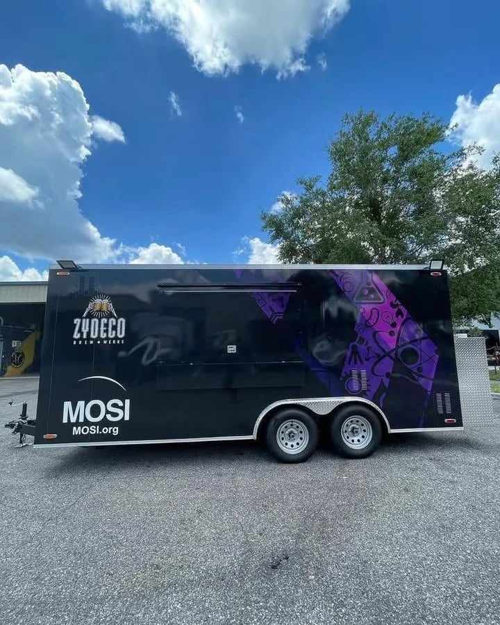 Food trailer 