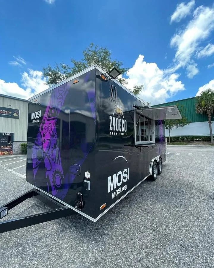 Food trailer 