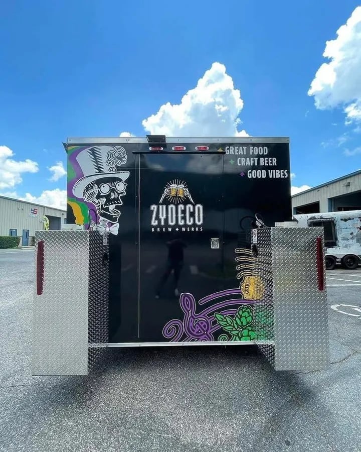 Food trailer 