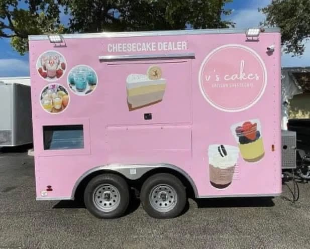 Cheesecakes and drinks 🍹trailer for sale  