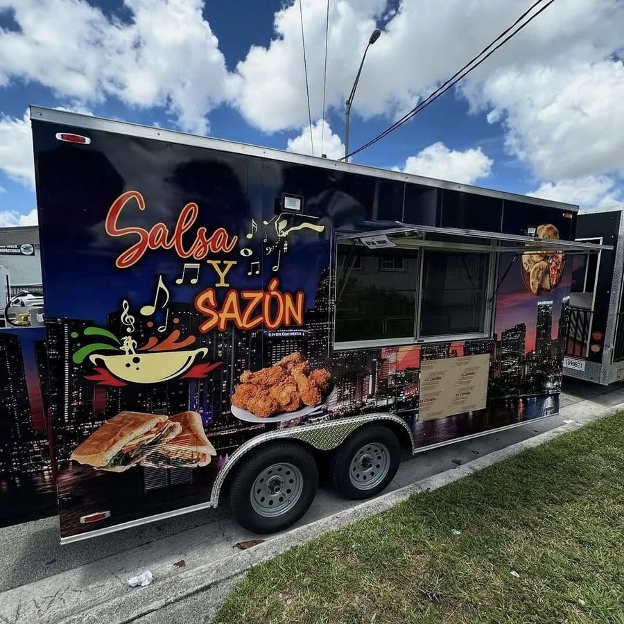 Food trailer 
