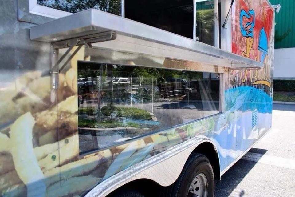 Food trailer 