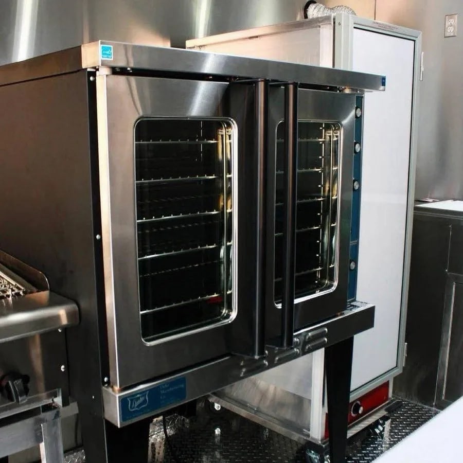 Food trailer 