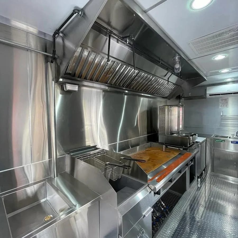 Food trailer 
