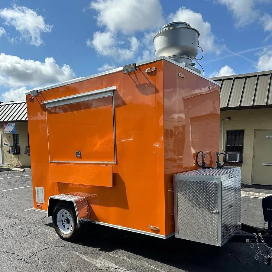 Food trailer 