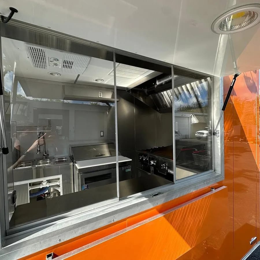 Food trailer 