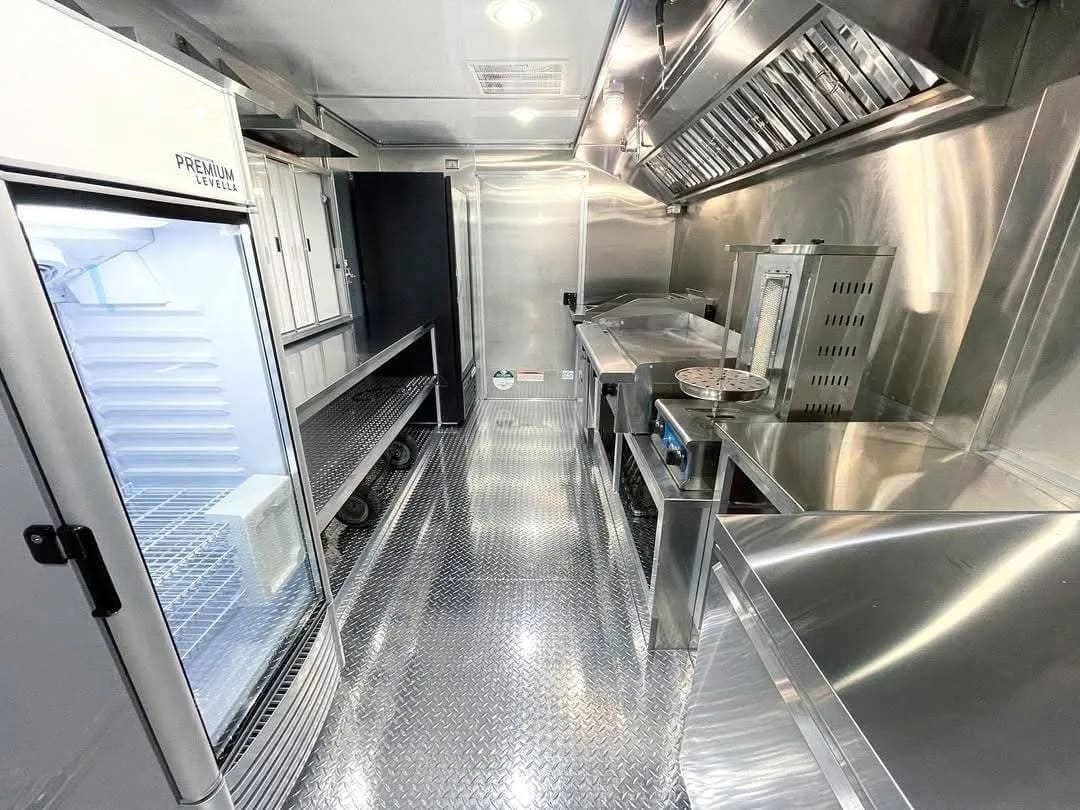 Food trailer 