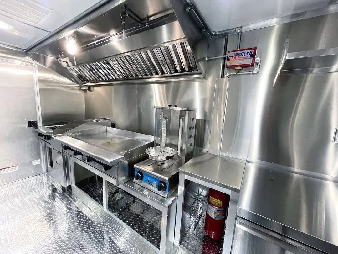 Food trailer 