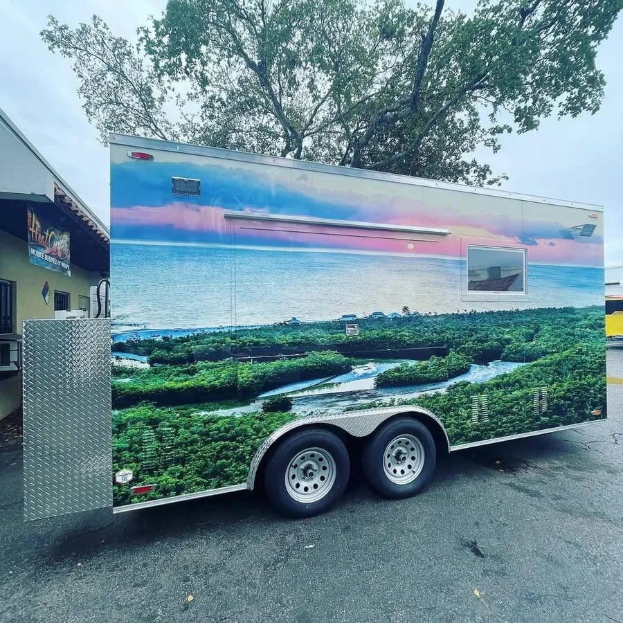 Food trailer 
