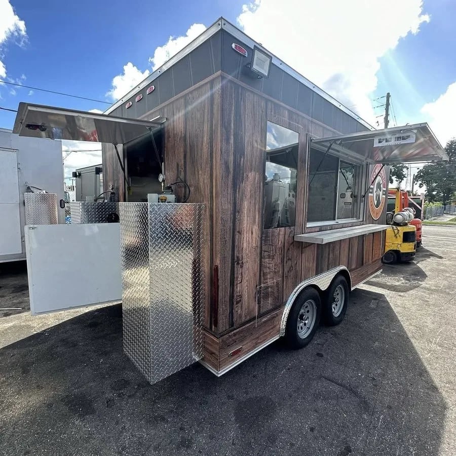 Food trailer 
