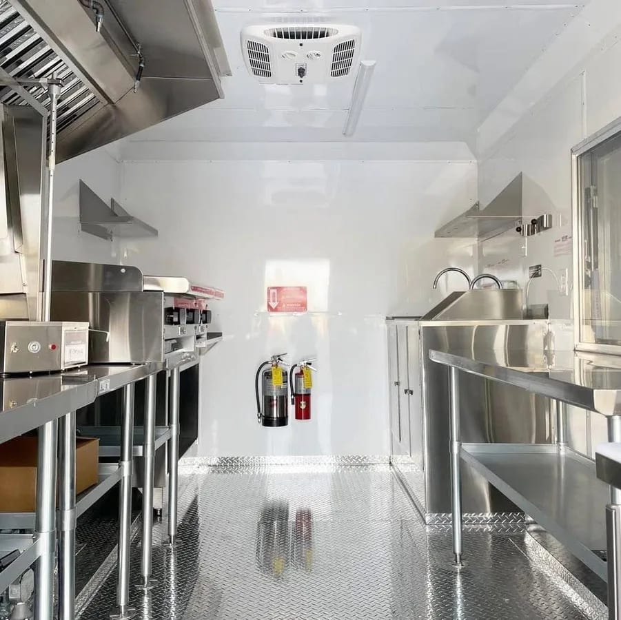 Food trailer 