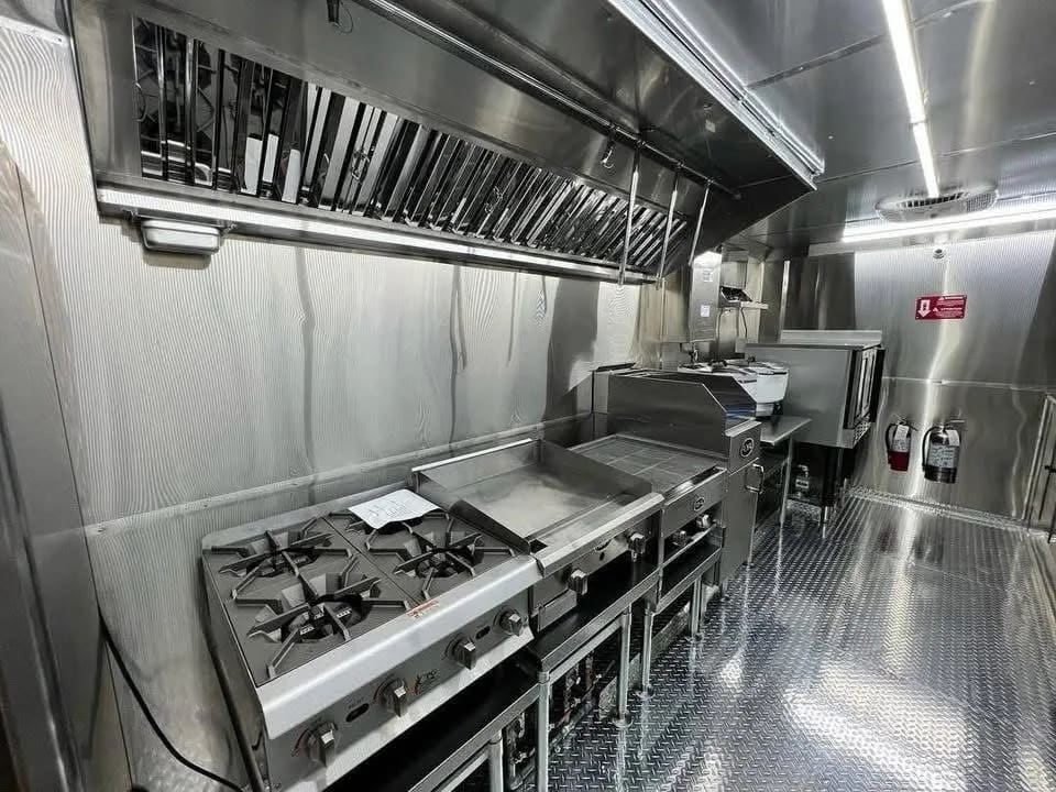 Food Trailer 