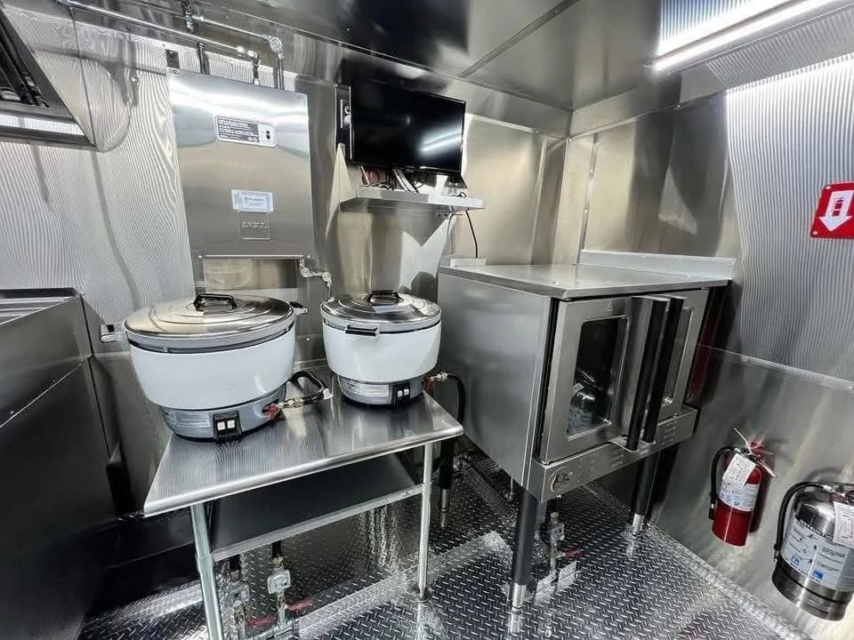 Food Trailer 