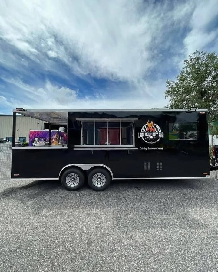 Food trailer 