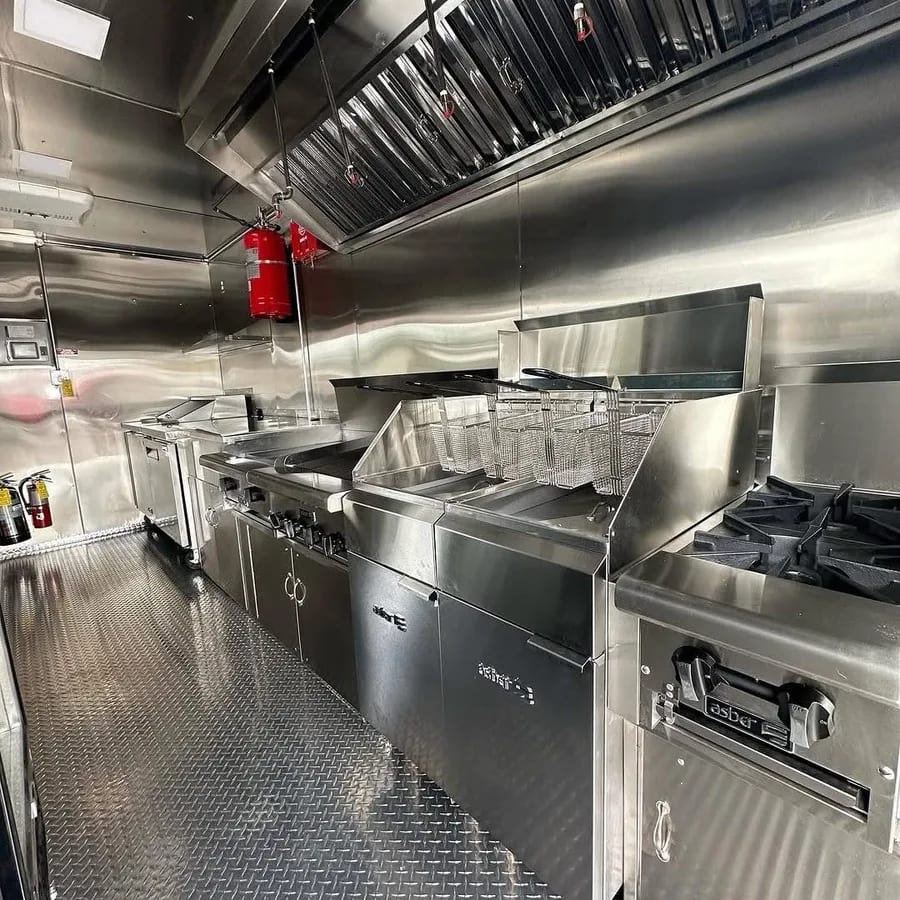 Food trailer 