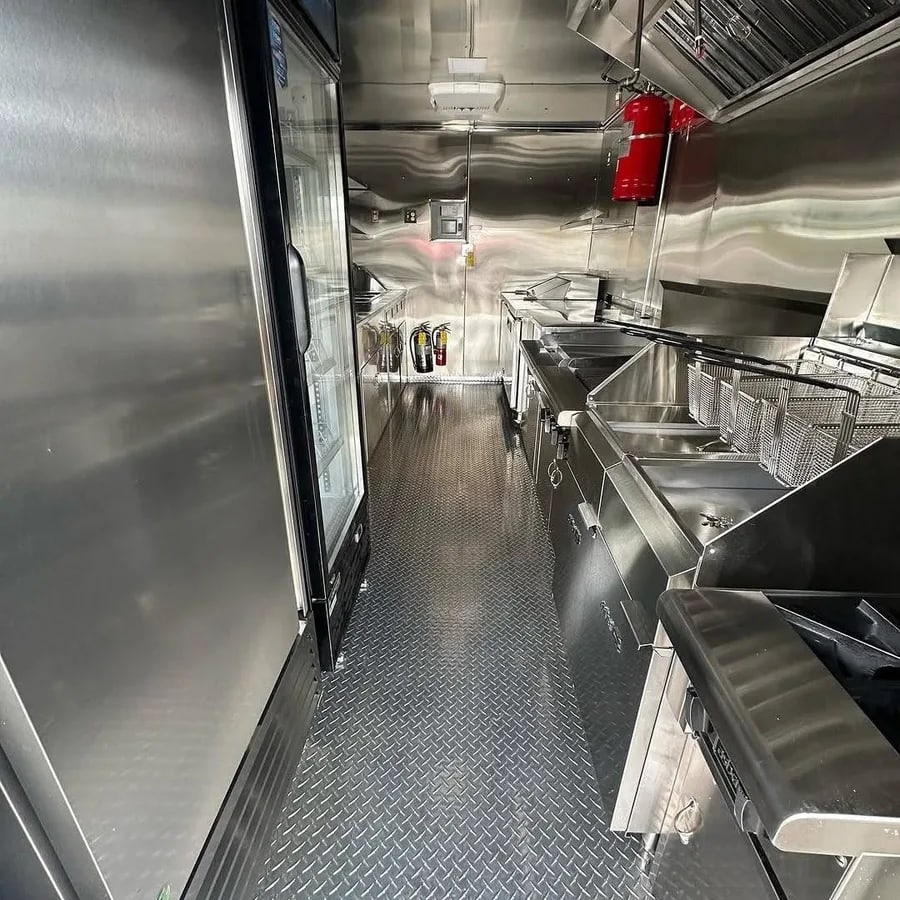 Food trailer 