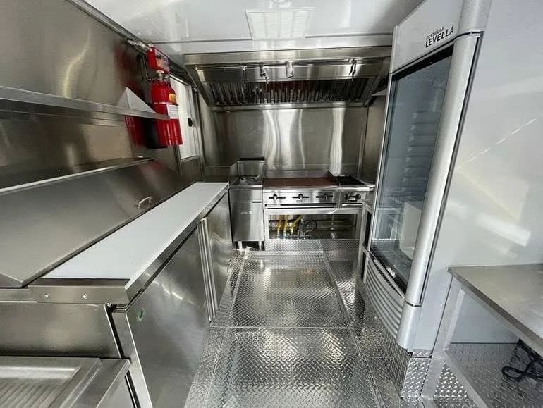 Food Trailer 