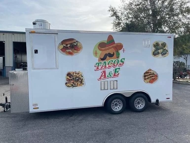 Food Trailer 