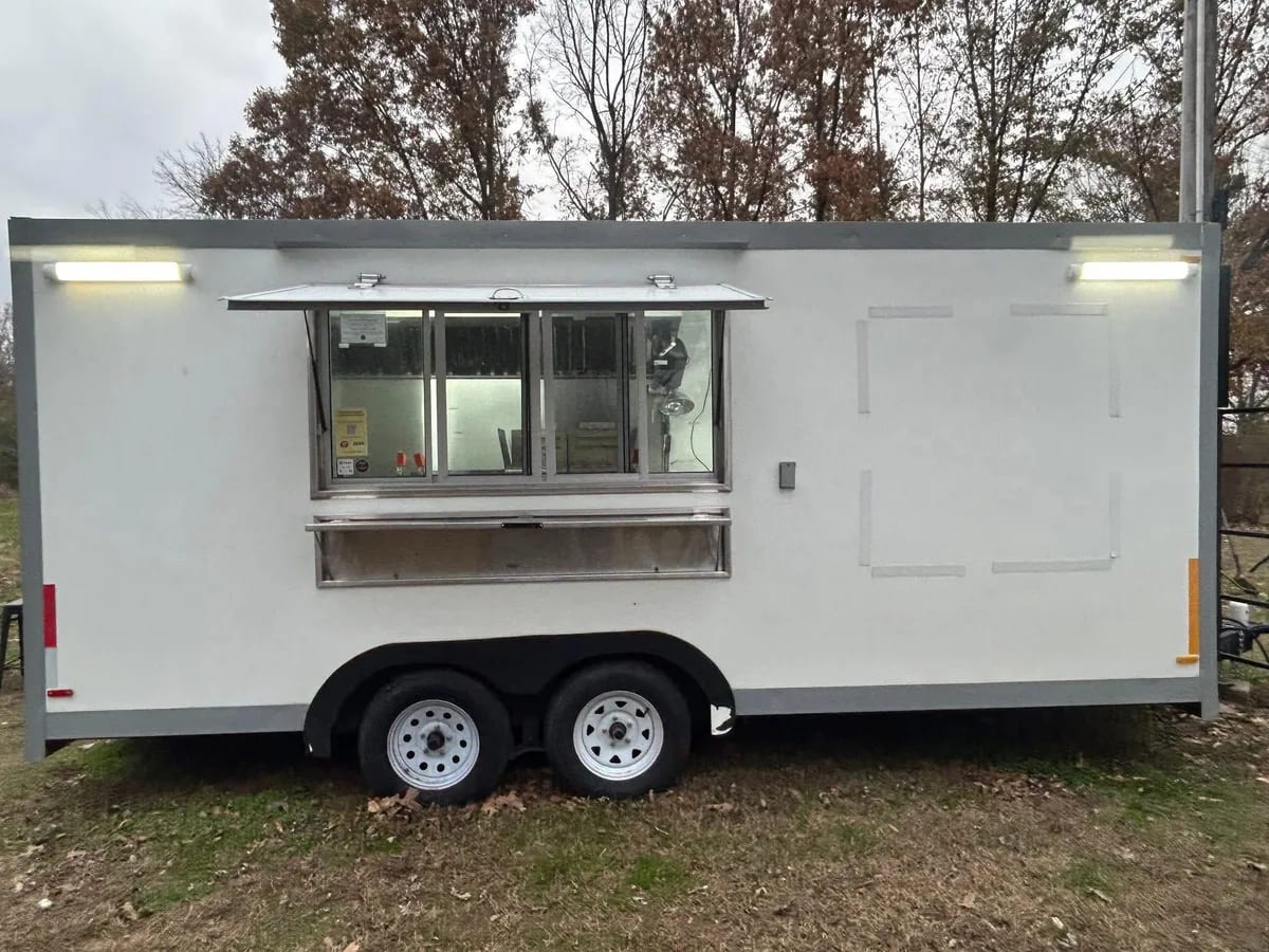 Food trailer 