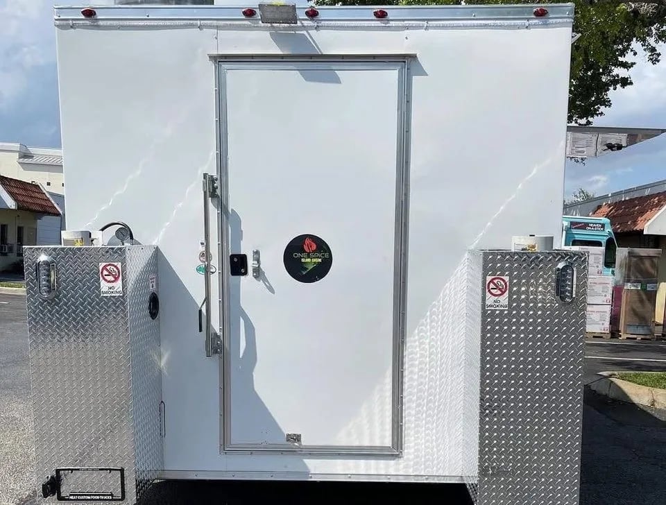Food trailer 