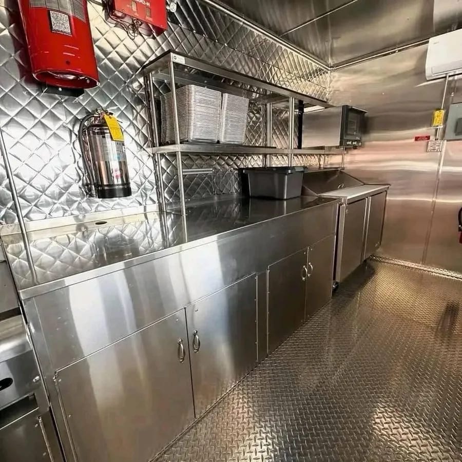 Food Trailer 