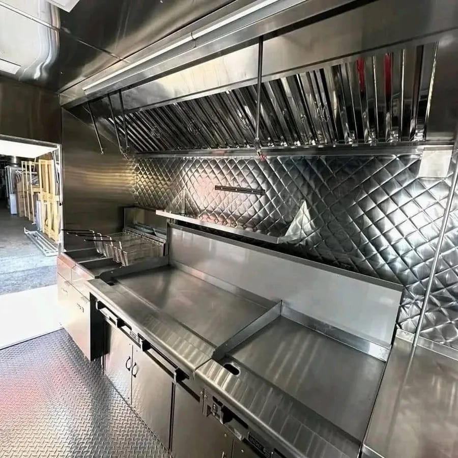 Food Trailer 