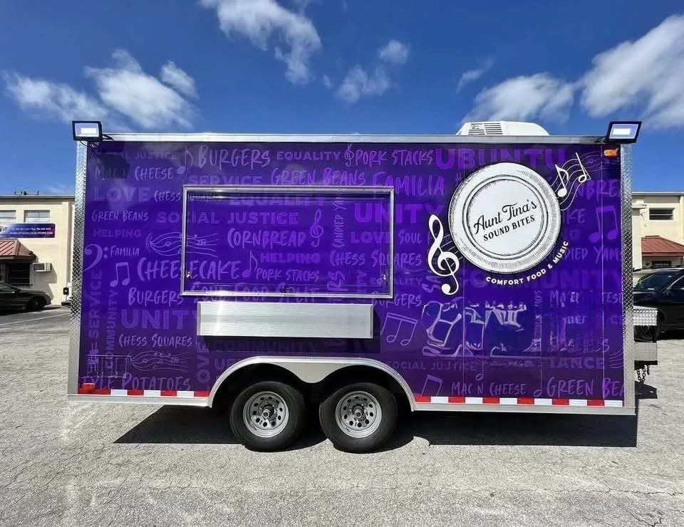 Food Trailer 