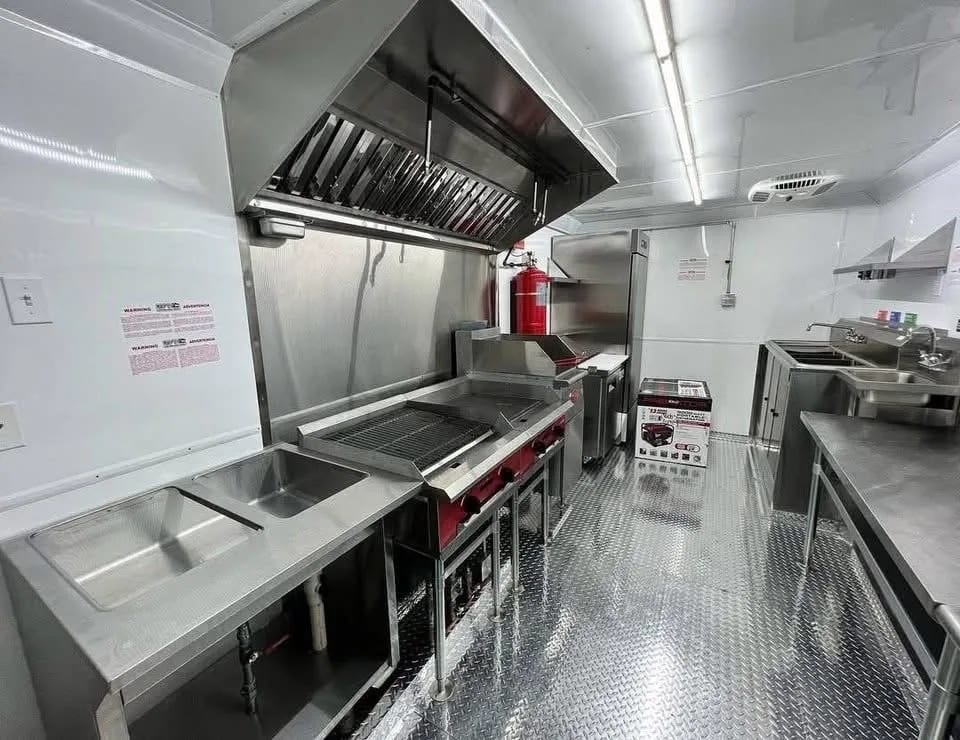 Food Trailer 
