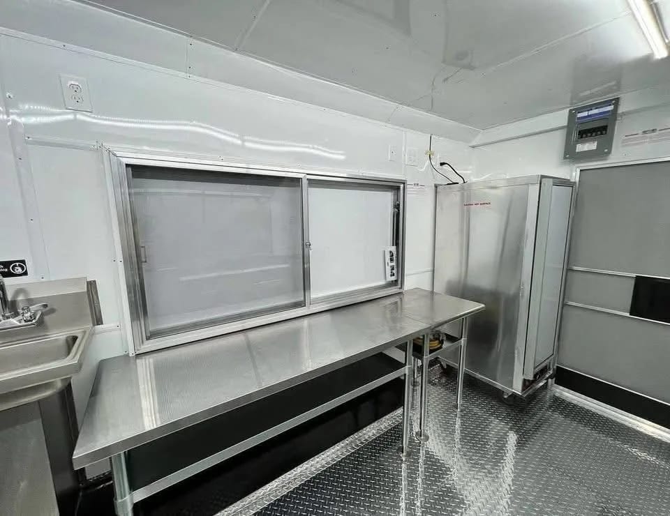 Food Trailer 