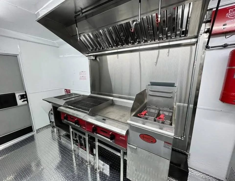 Food Trailer 