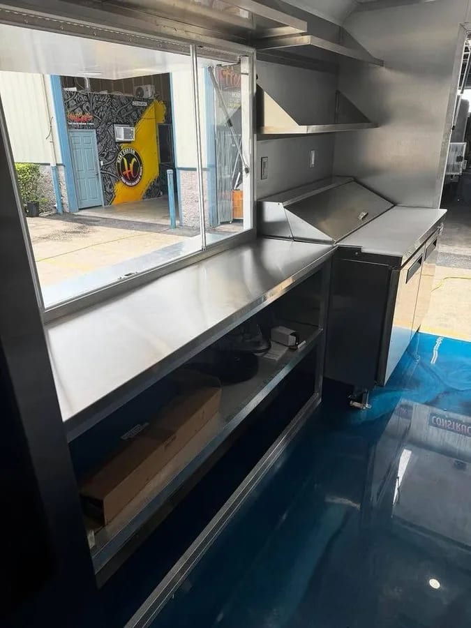 Food Trailer 