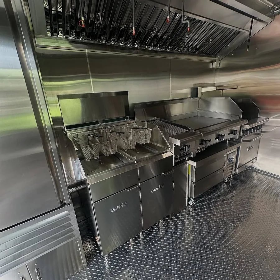 Food Trailer 
