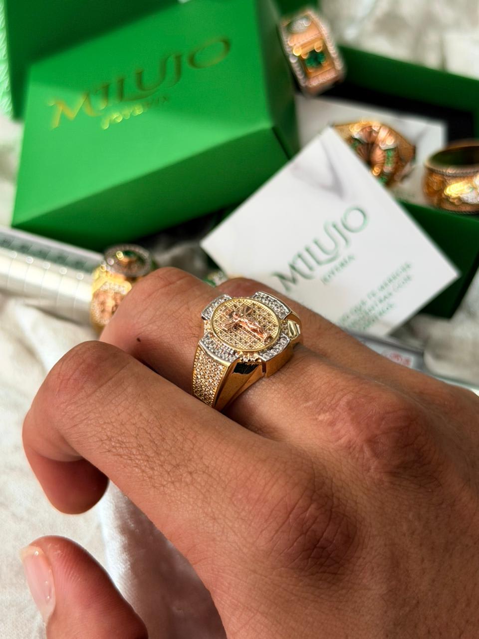 Anillo CRISTO MILUJO