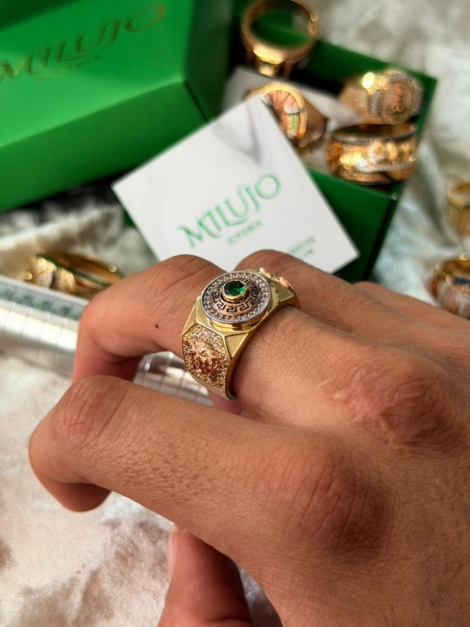 Anillo VS MILUJO