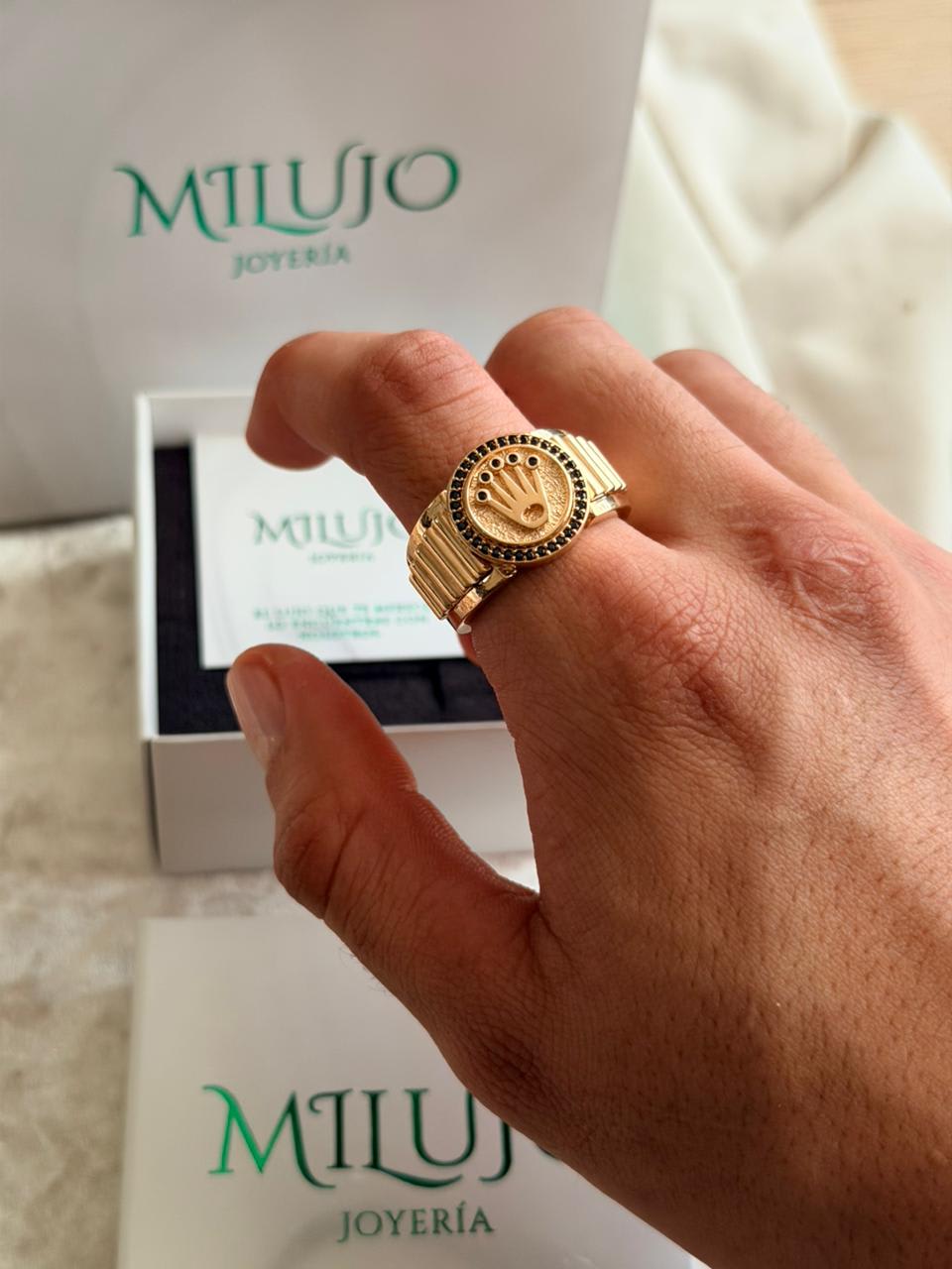 Anillo Corona MILUJO 11.5gr