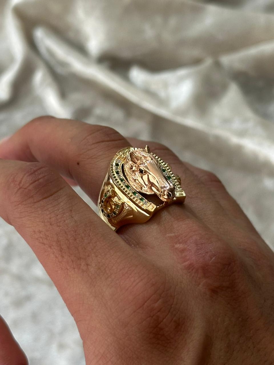 Anillo CABALLO y HERRADURAS MILUJO 12.1gr