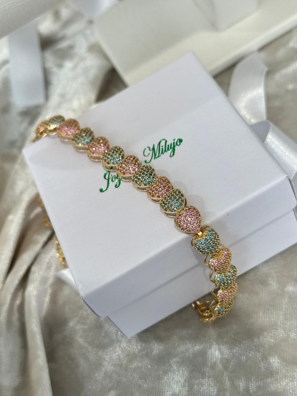 Pulso corazones con piedras MILUJO