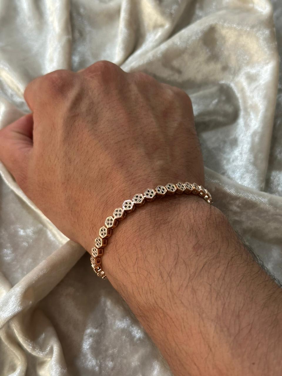 Pulsera especial MILUJO 14.7gr