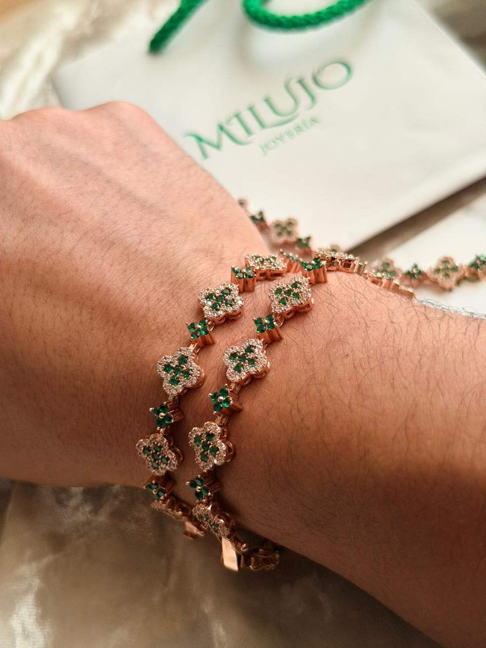 Pulsera tréboles con circones MILUJO 22.8gr