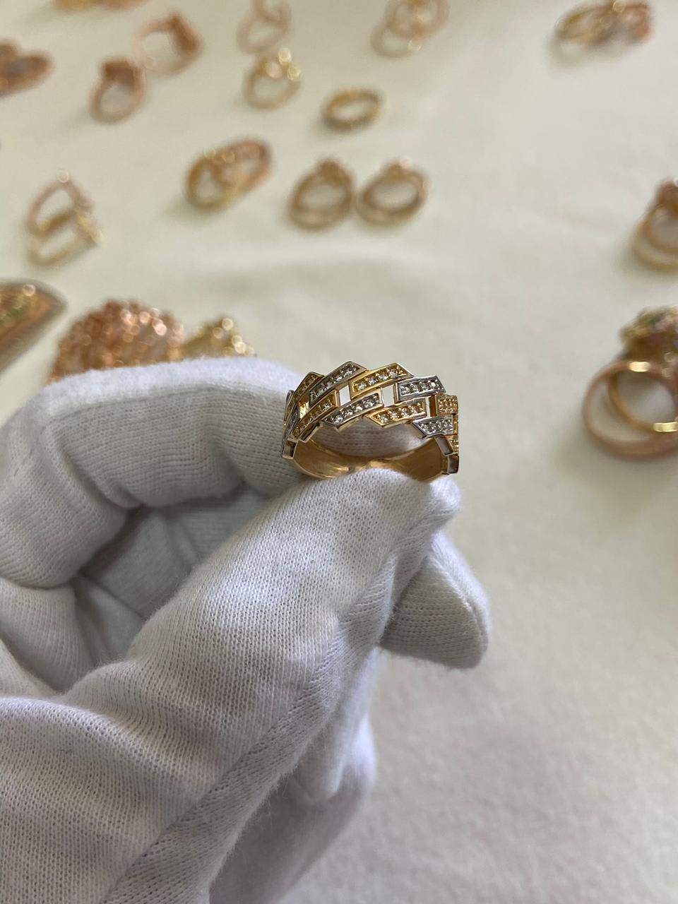 Anillo cubano 3 oros MILUJO