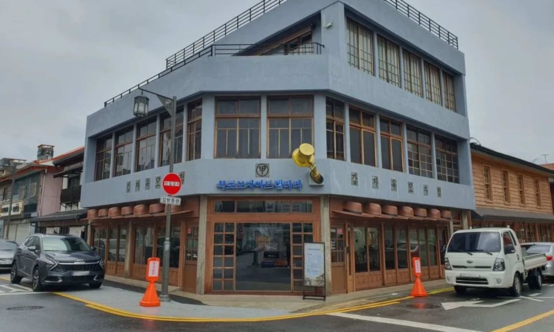 목포모자아트갤러리, 대국민 모자 소장품 기증으로 전시 풍성