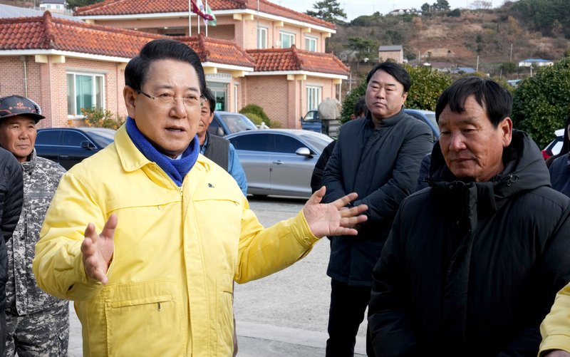 김영록 지사, 완도 미역 피해 양직장 찾아 현장 점검 - 전남 뉴스 | 코리아NEWS