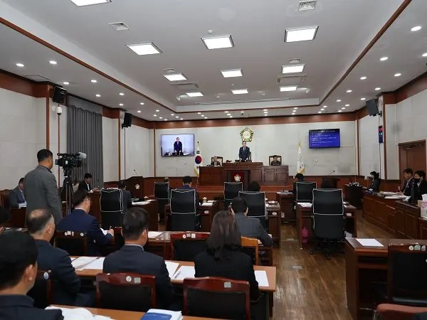 장흥군의회, 제303회 2차 정례회 개회 - 행정 뉴스 | 코리아NEWS