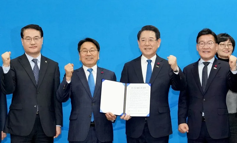 김영록 지사 “7월 광주·전남 행정통합 출범…대통령 파격지원 약속” - 행정 뉴스 | 코리아NEWS