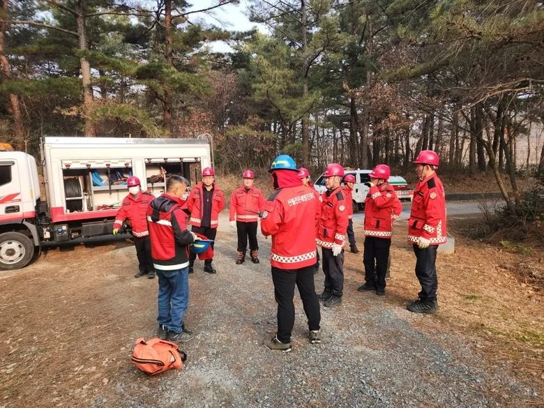 영암군, 산불방지대책본부 가동! '무관용 원칙' 강력 대응 - 환경 | 코리아NEWS