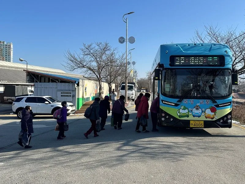 곡성군, 전 군민 무료버스 시행 후 생활 이동 변화 - 행정 | 코리아NEWS